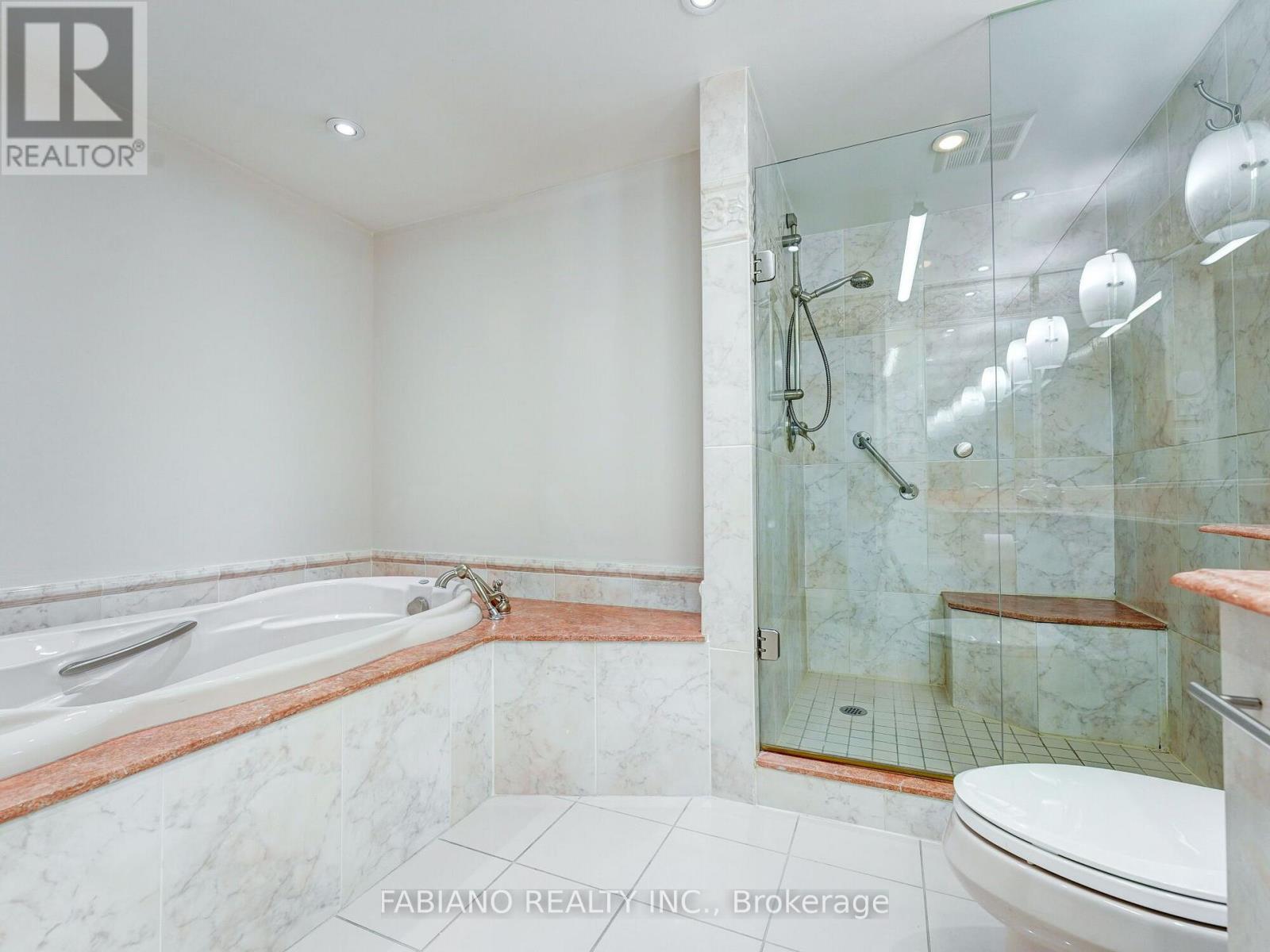 278 Bloor Street East — photo 36