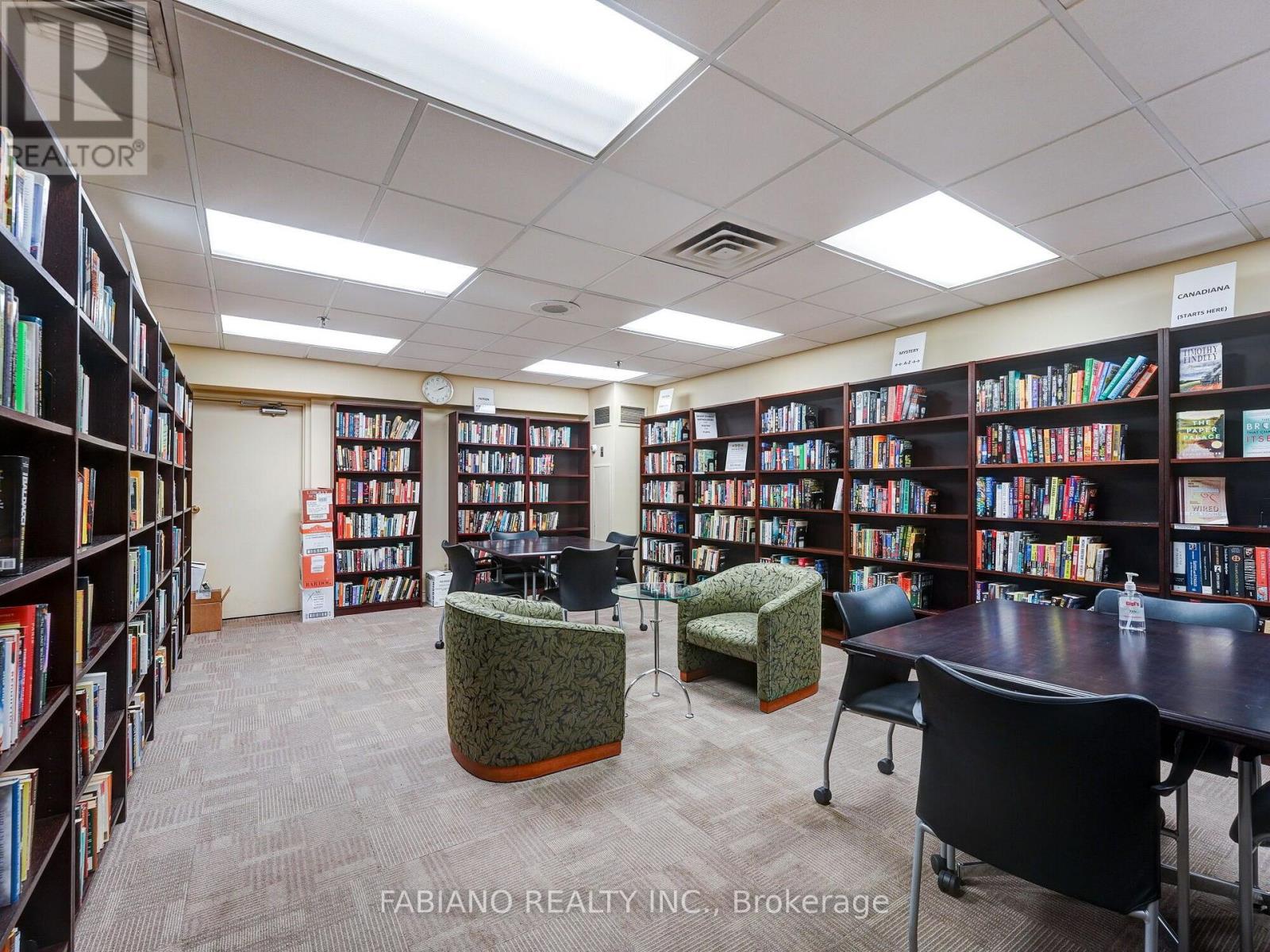 278 Bloor Street East — photo 47