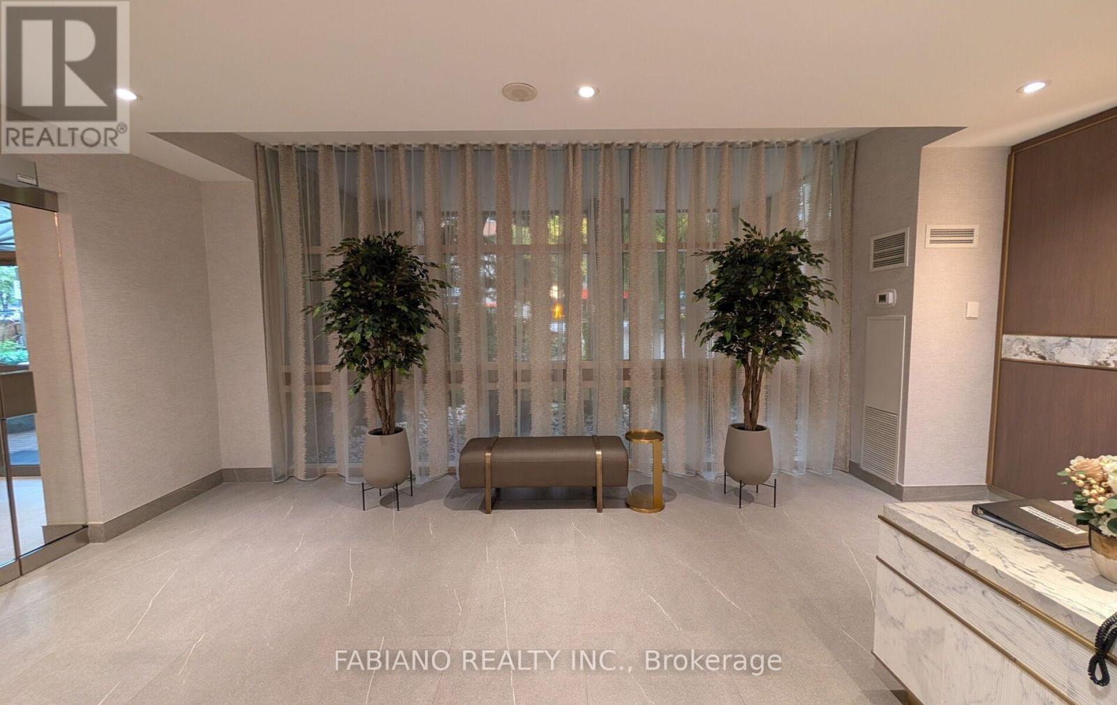 278 Bloor Street East — photo 8
