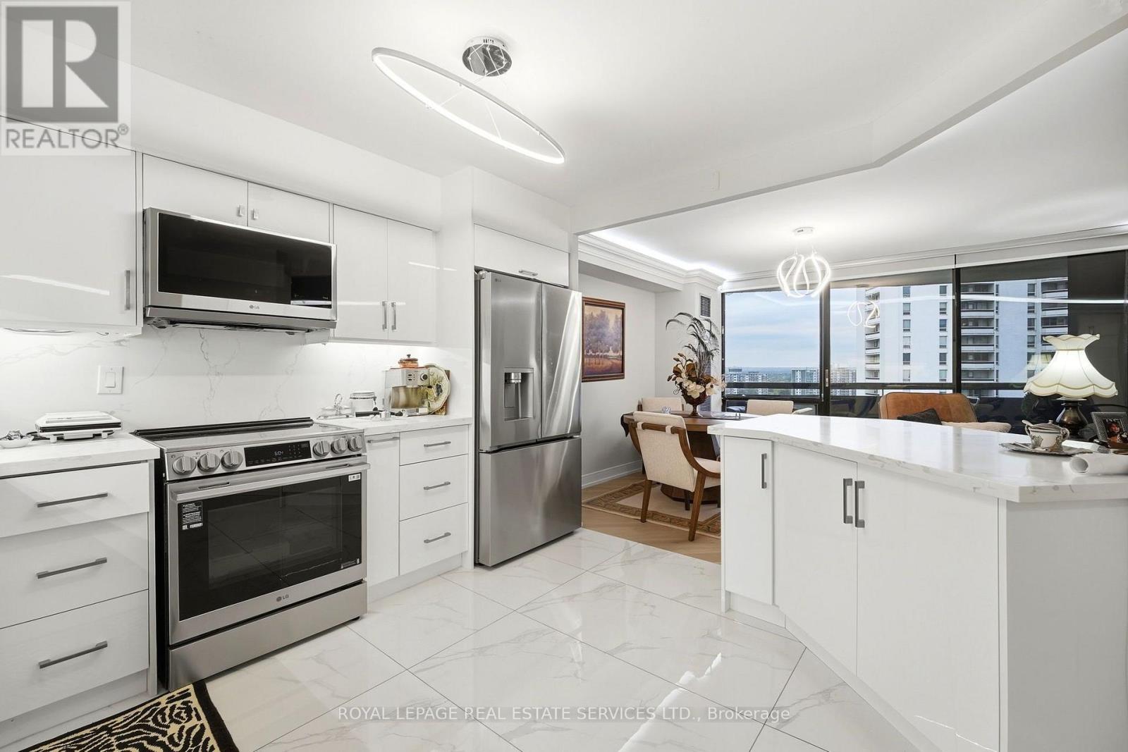 #1502 75 GRAYDON HALL DRIVE - 11