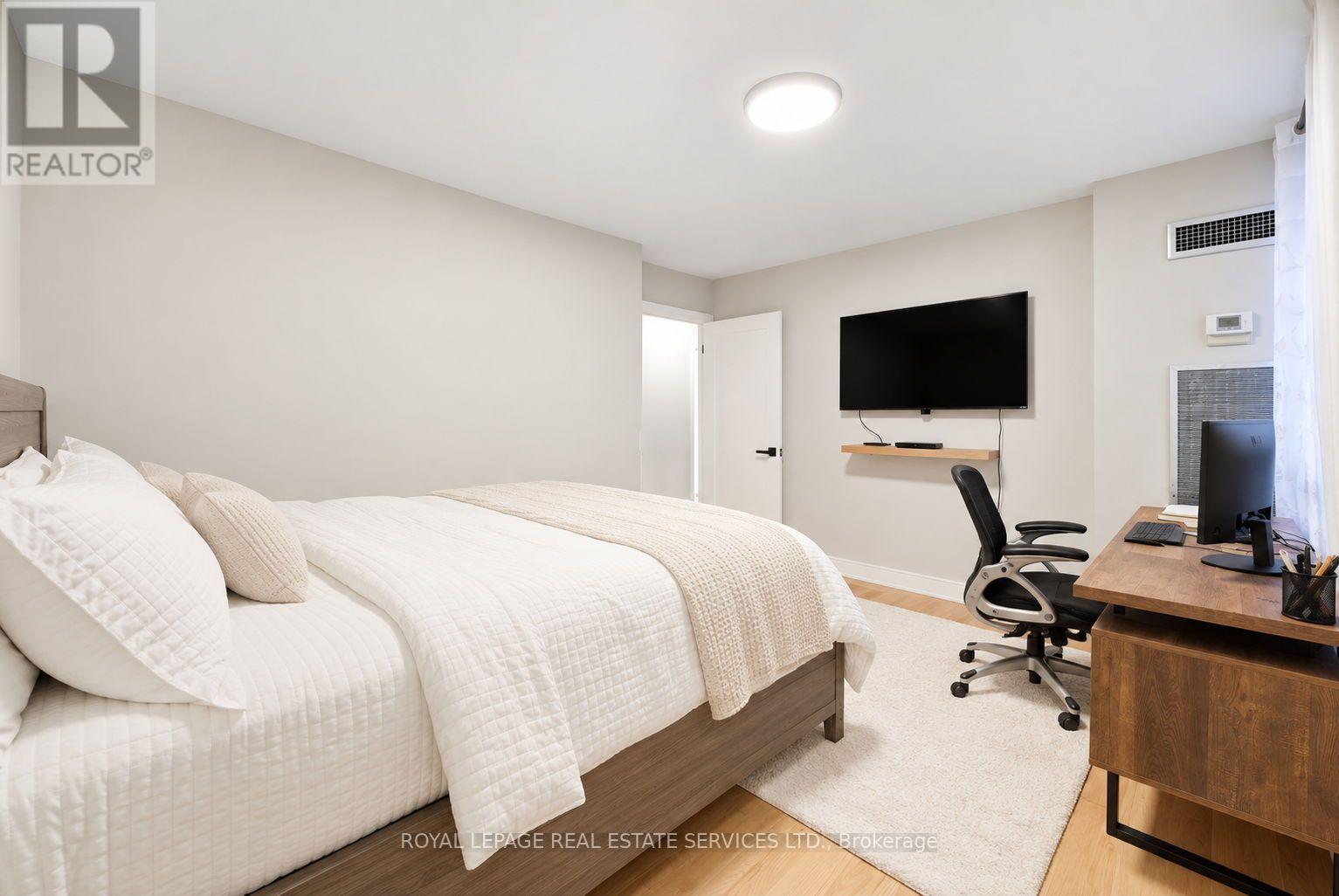 #1502 75 GRAYDON HALL DRIVE - 28