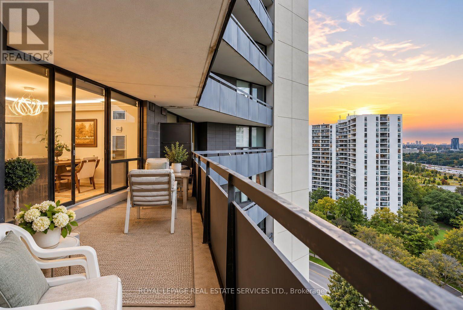 #1502 75 GRAYDON HALL DRIVE - 43
