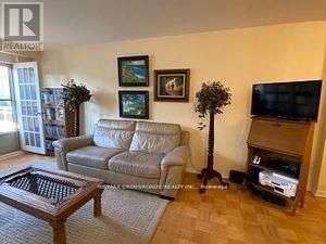 85 Lawton Boulevard — photo 4