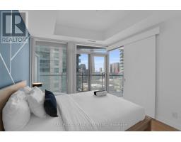 2307 - 12 York Street, Toronto, ON M5J0A9 Photo 14
