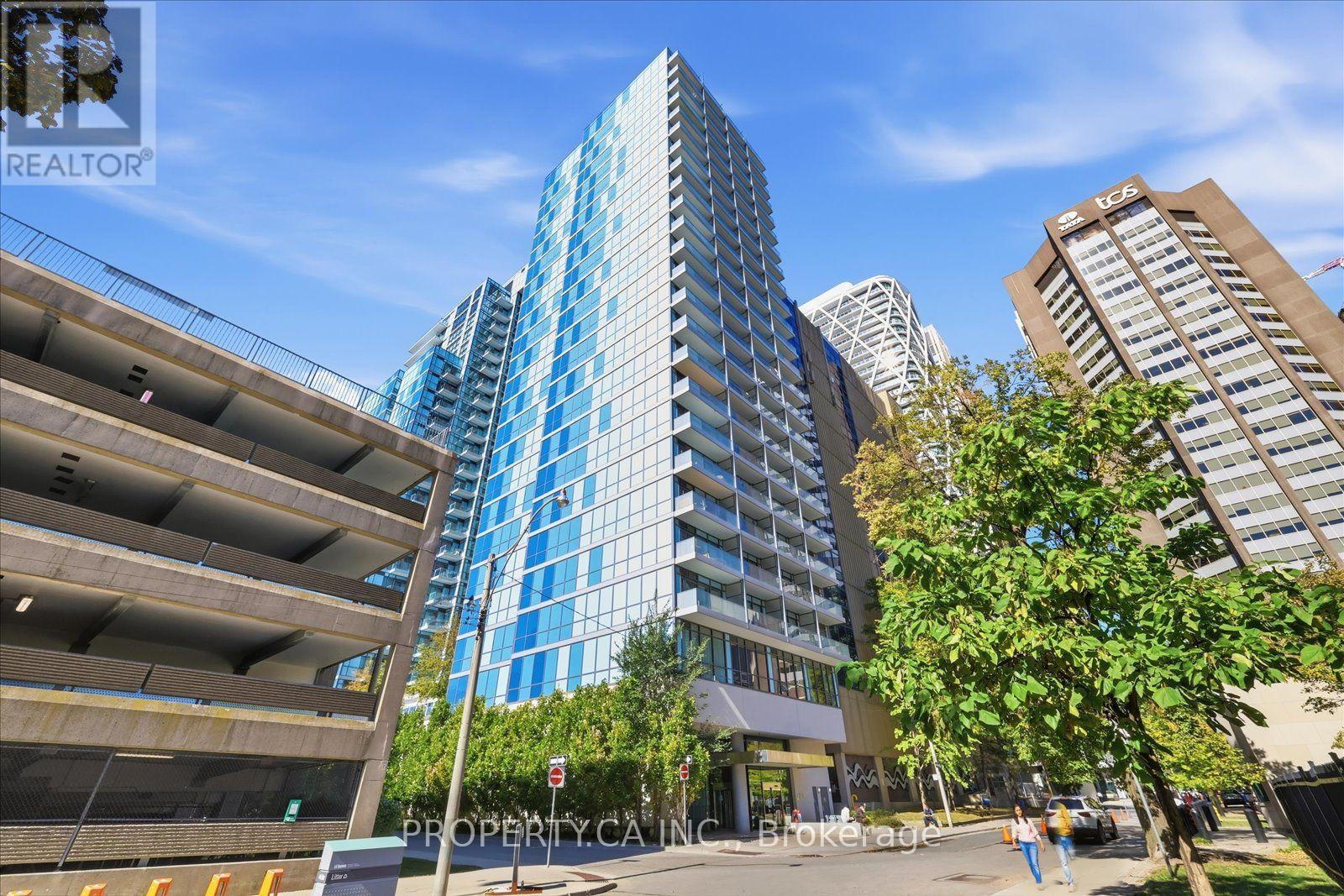 606- 210 Simcoe Street, Toronto, ON photo 17