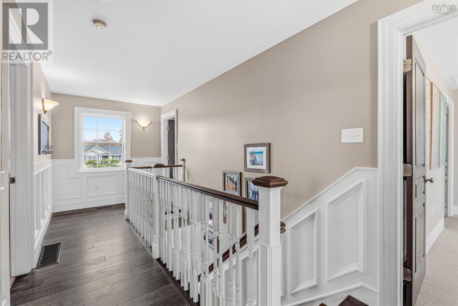 Property 37 of 50 of 74 Bonavista Avenue