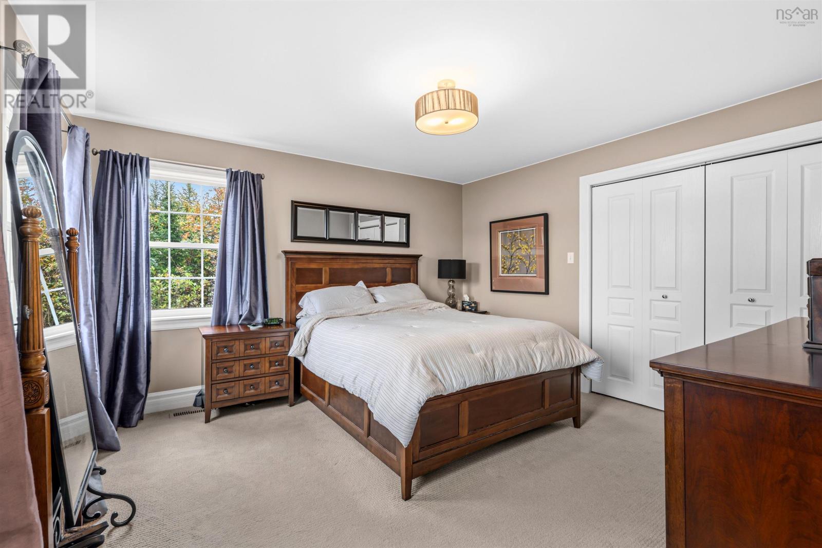 Property 38 of 50 of 74 Bonavista Avenue