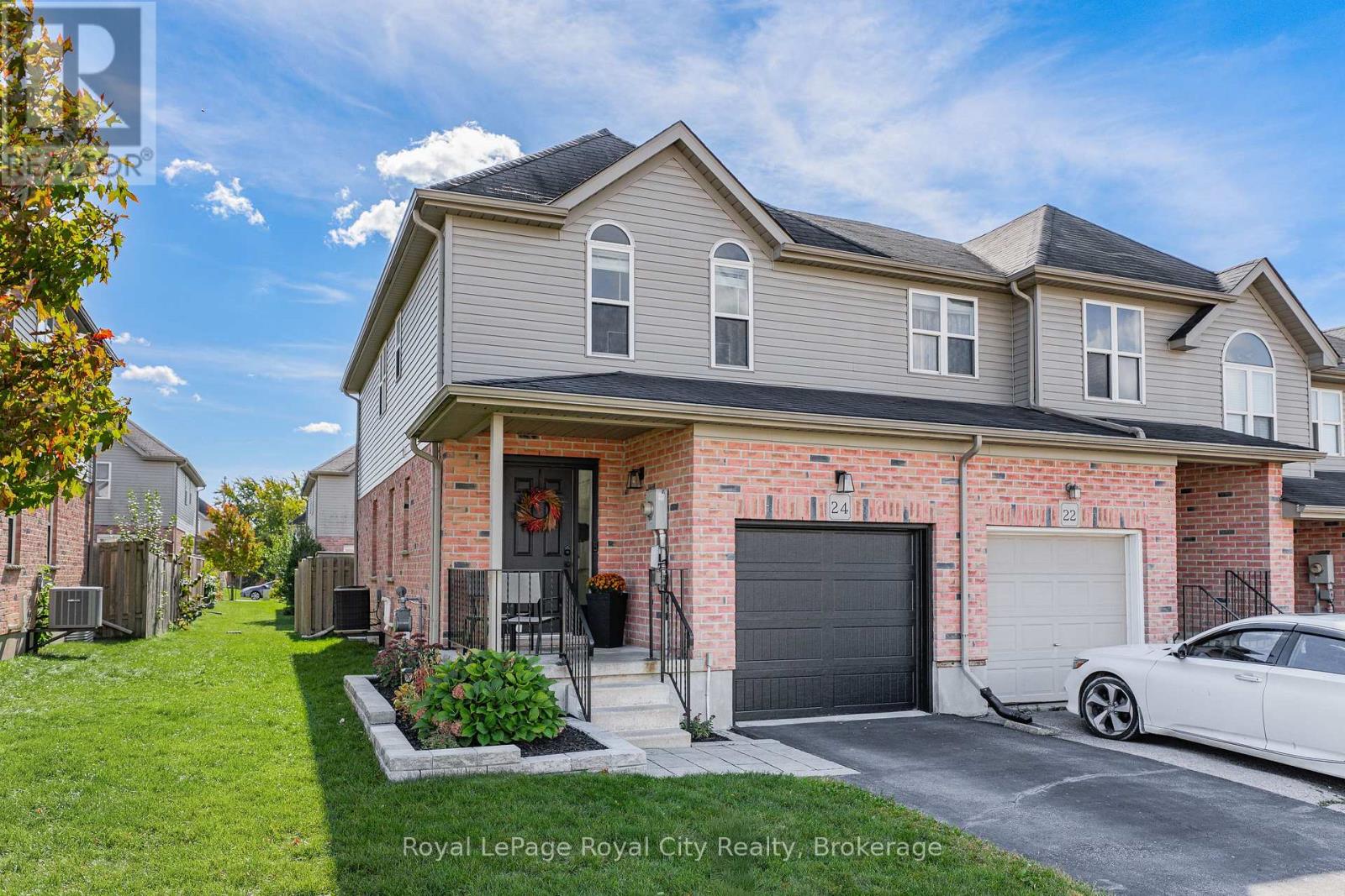24 BROOKFIELD CRESCENT, Kitchener