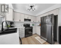 24 Brookfield Crescent, Kitchener, ON N2E0A7 Photo 10