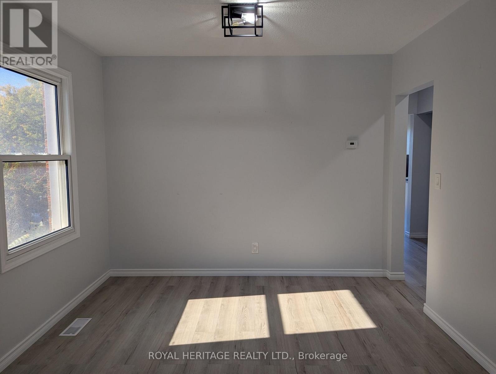 56 Liberty Street South, Clarington, ON photo 10
