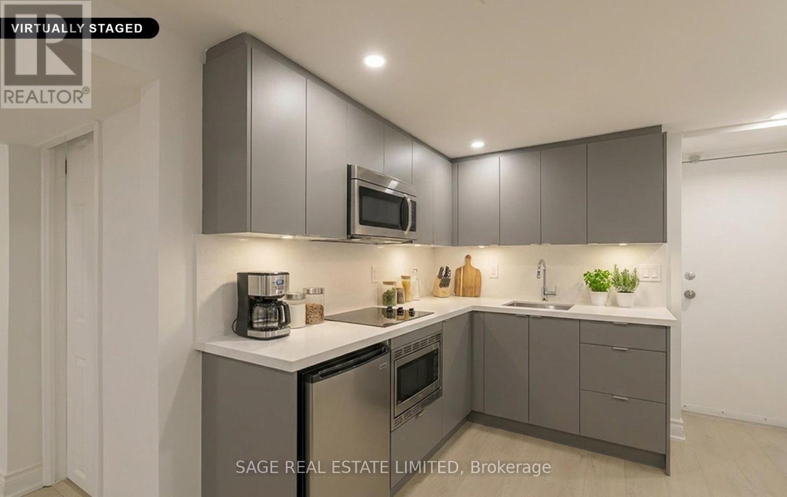 86 Dupont Street — photo 37