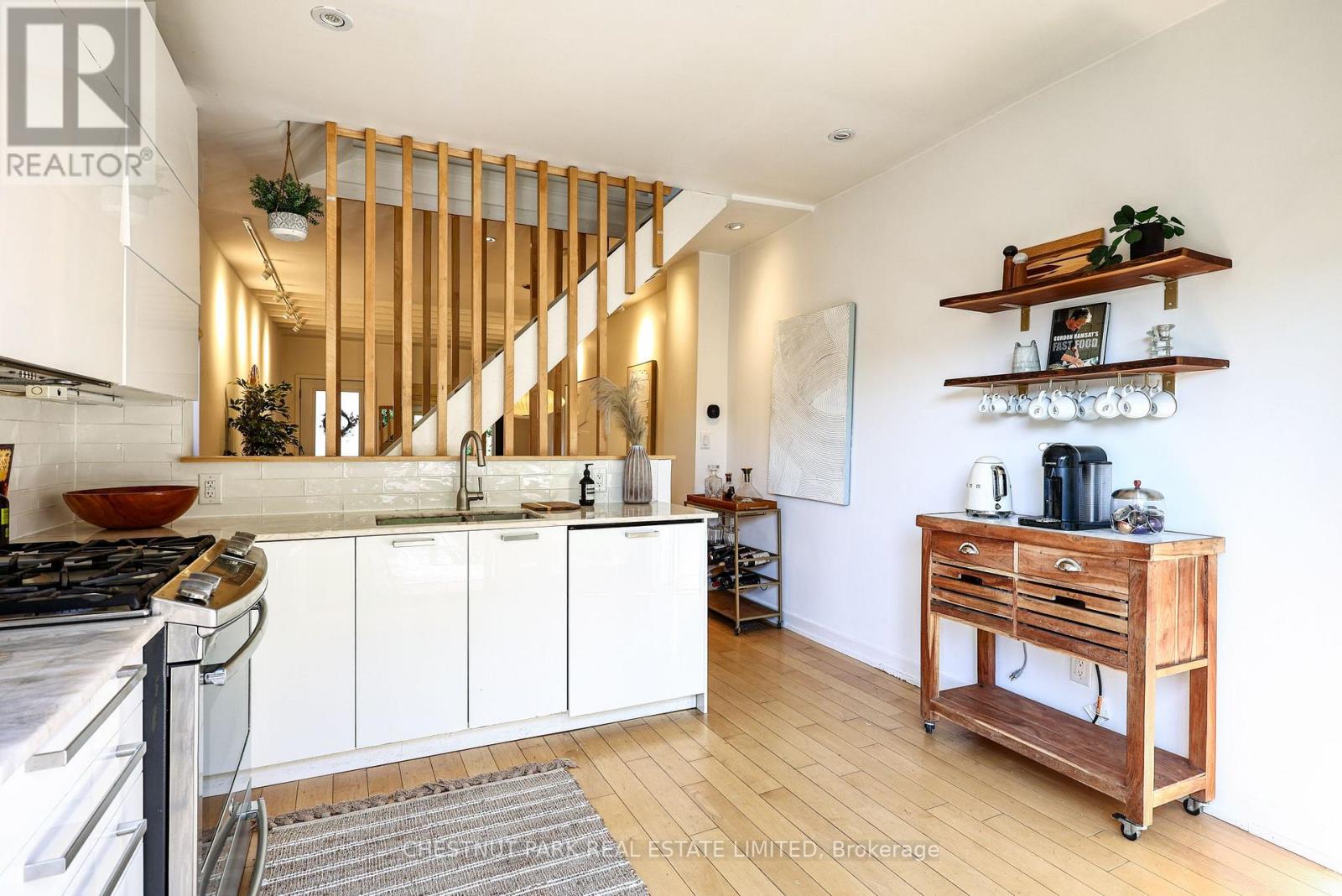 517 Crawford Street, Toronto, ON photo 15