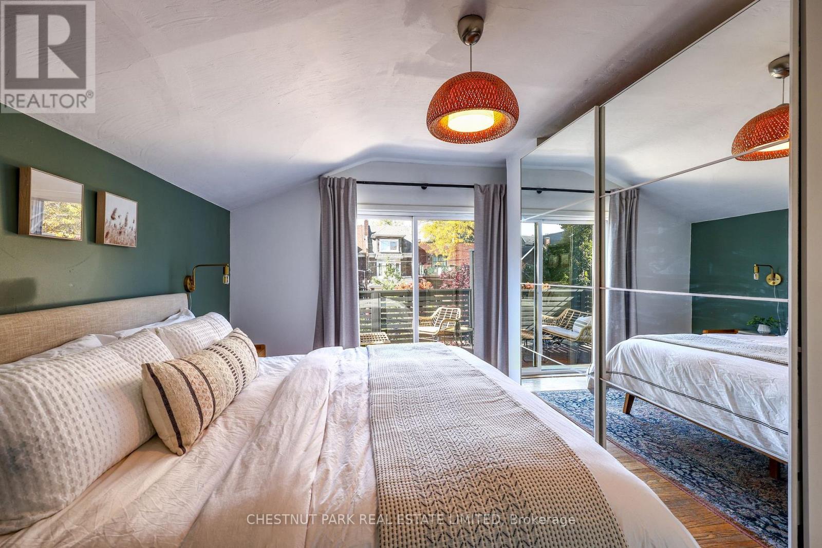 517 Crawford Street, Toronto, ON photo 26