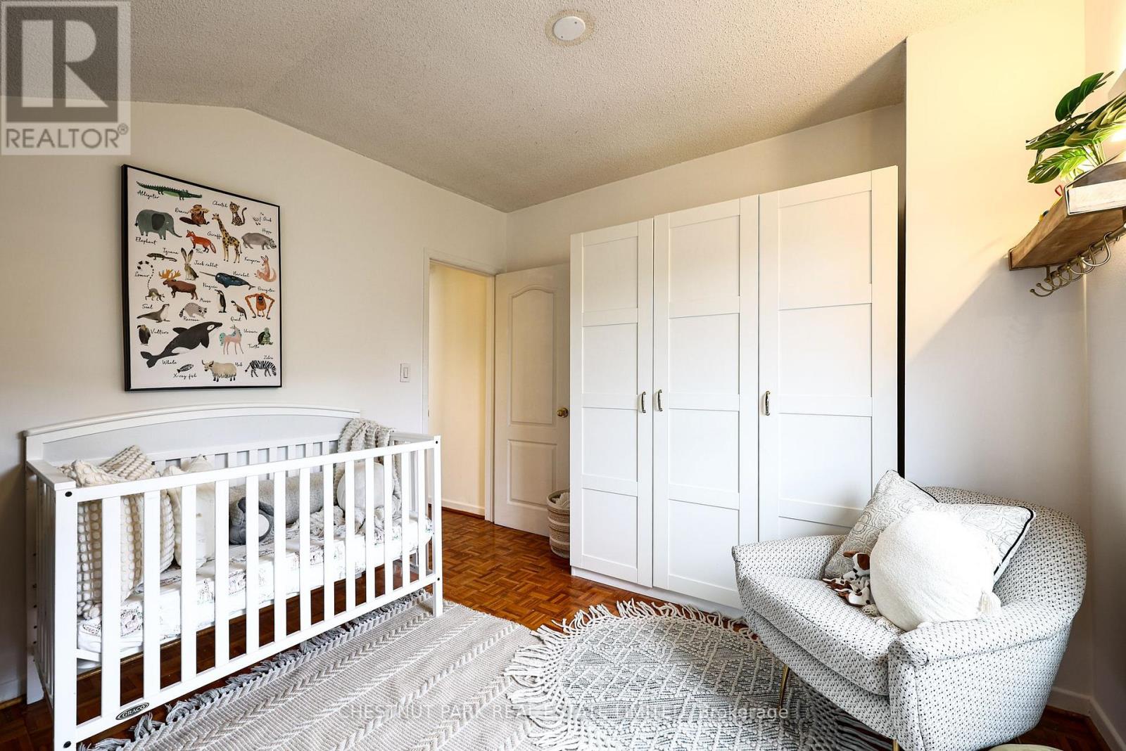 517 Crawford Street, Toronto, ON photo 35