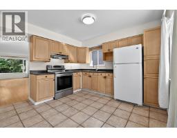 2216 E 41st Avenue, Vancouver, BC V5P1L6 Photo 14