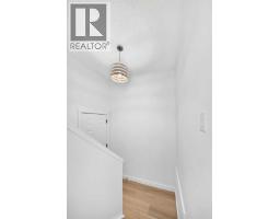 911 Penmeadows Road SE - photo 25