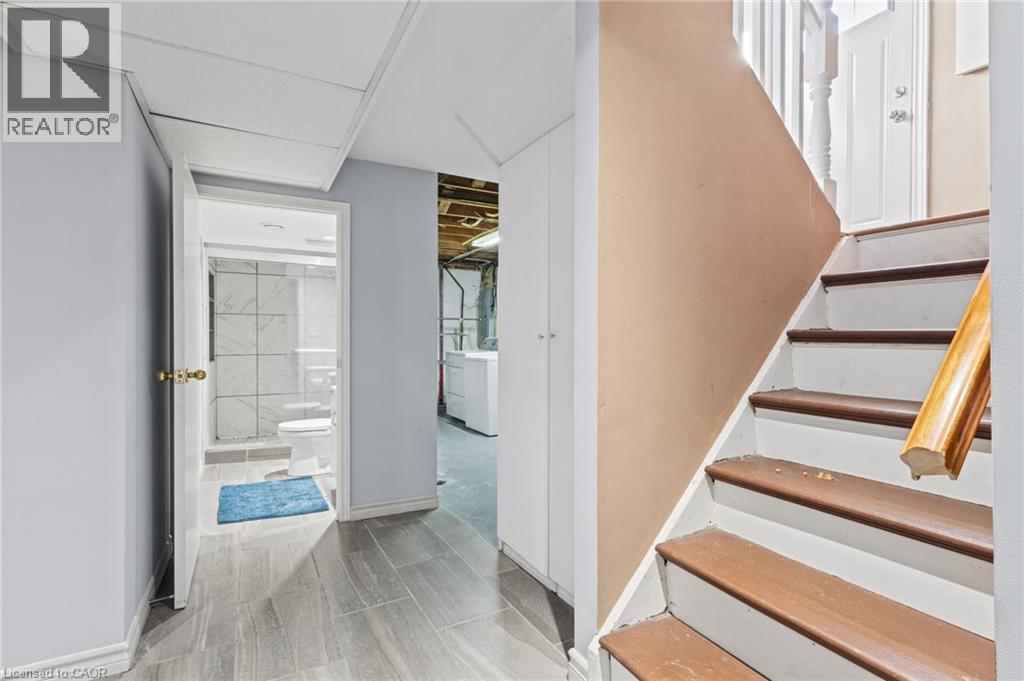 366 East 17th Street — photo 27