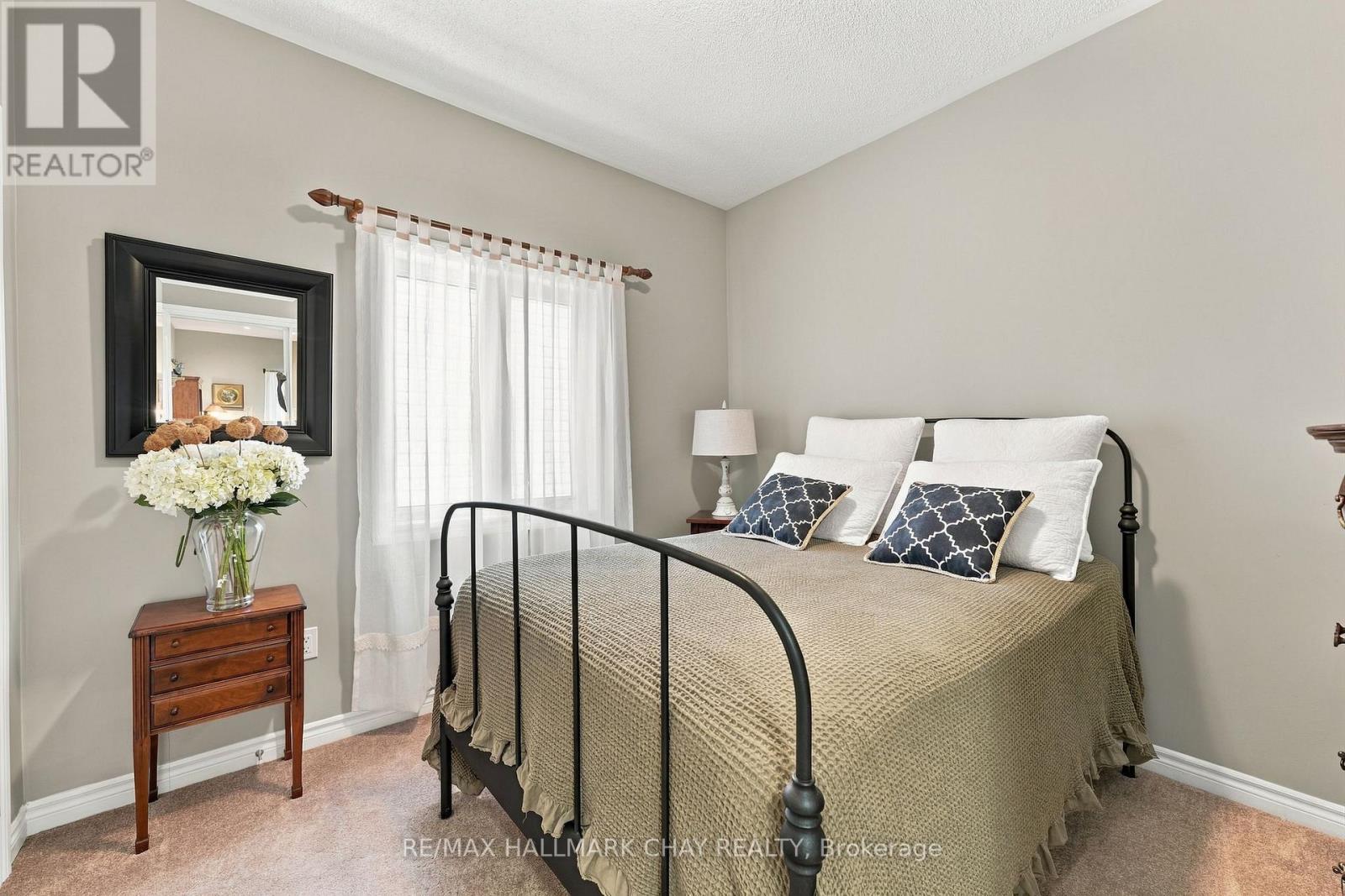 171 Gold Park Gate — photo 12
