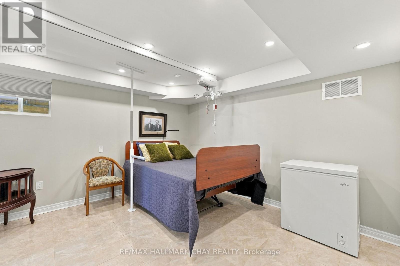 171 Gold Park Gate — photo 24