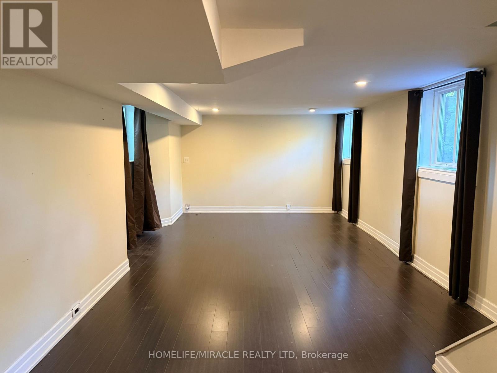 10 Yorkton Boulevard, Markham, ON photo 30