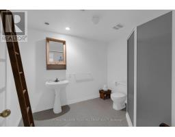 414 Horseshoe Valley Road E, Oro Medonte, ON L0K1E0 Photo 18
