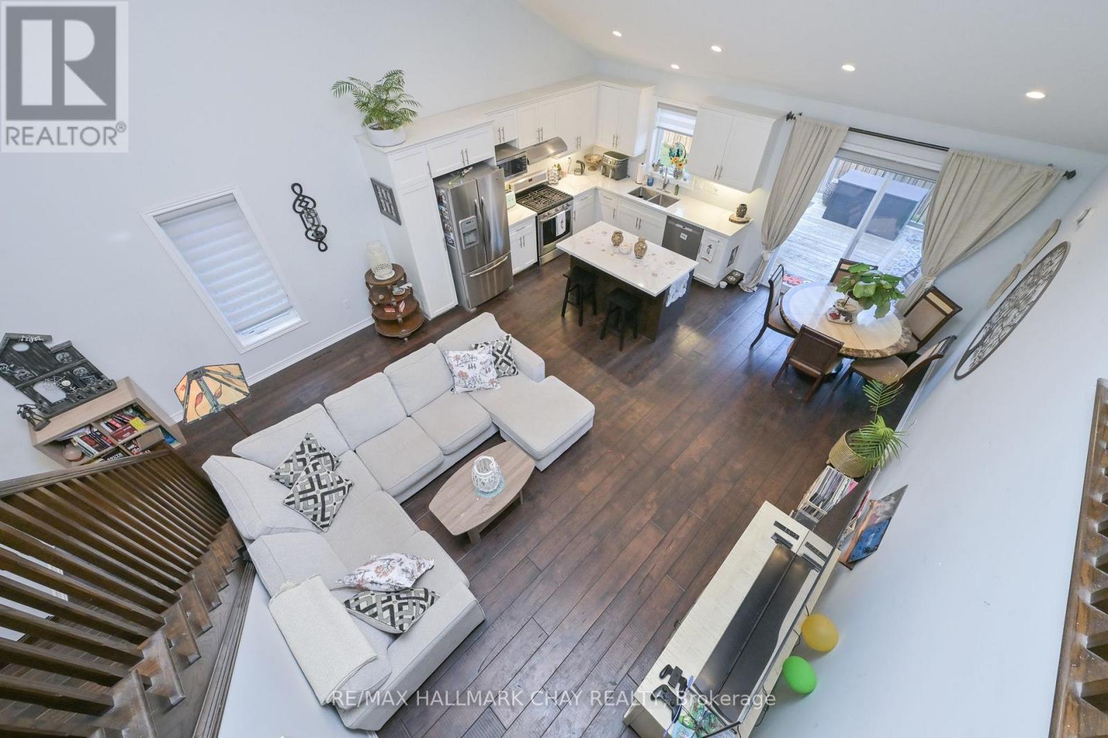 3 Portland Street, Collingwood, ON photo 17