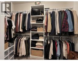 16 Concord Place Unit# 421, Grimsby, ON L3M0J1 Photo 9