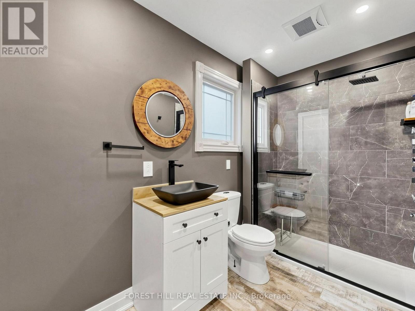 1631 MEADOWFIELD CRESCENT - 15