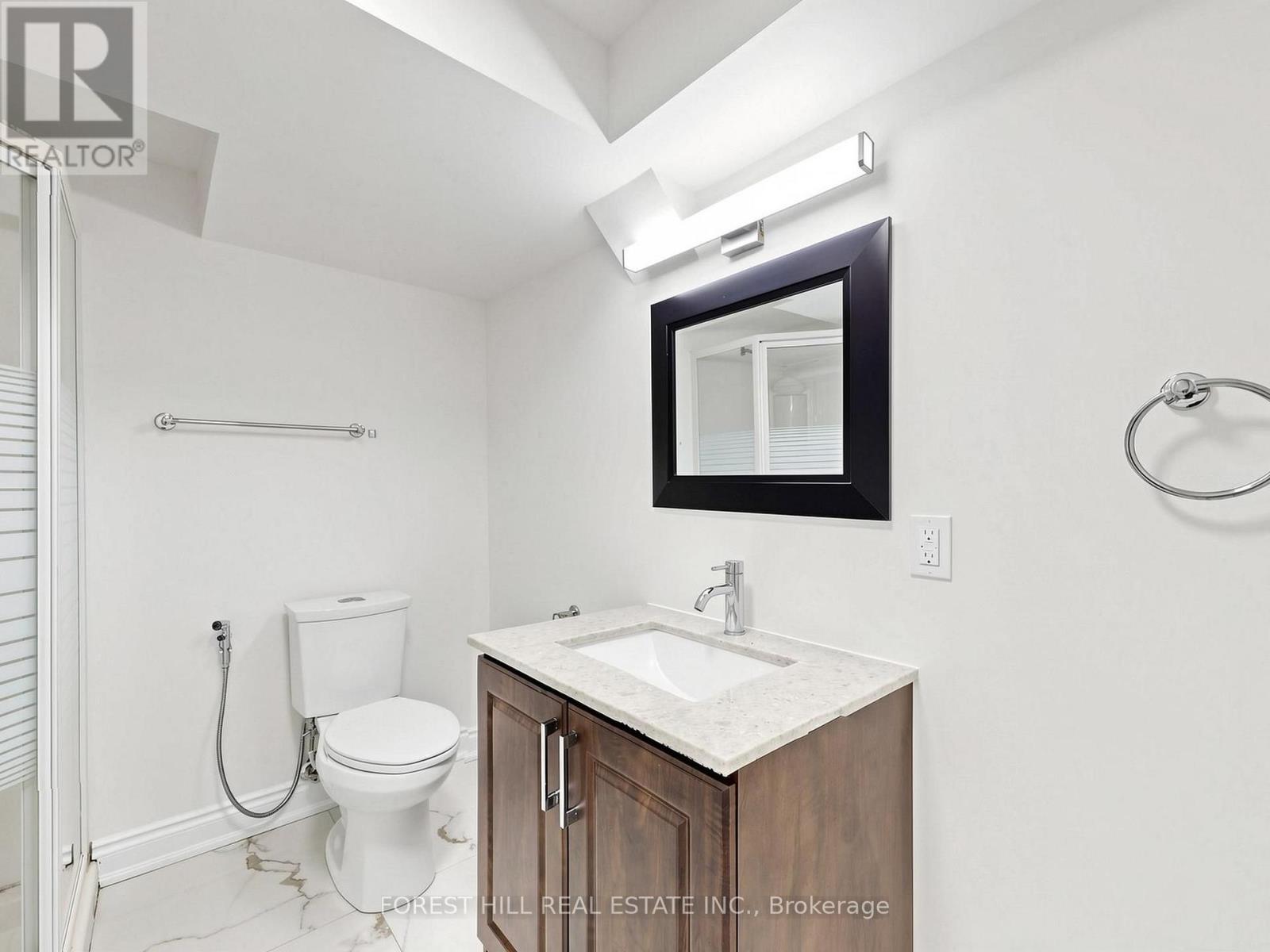 1631 MEADOWFIELD CRESCENT - 38