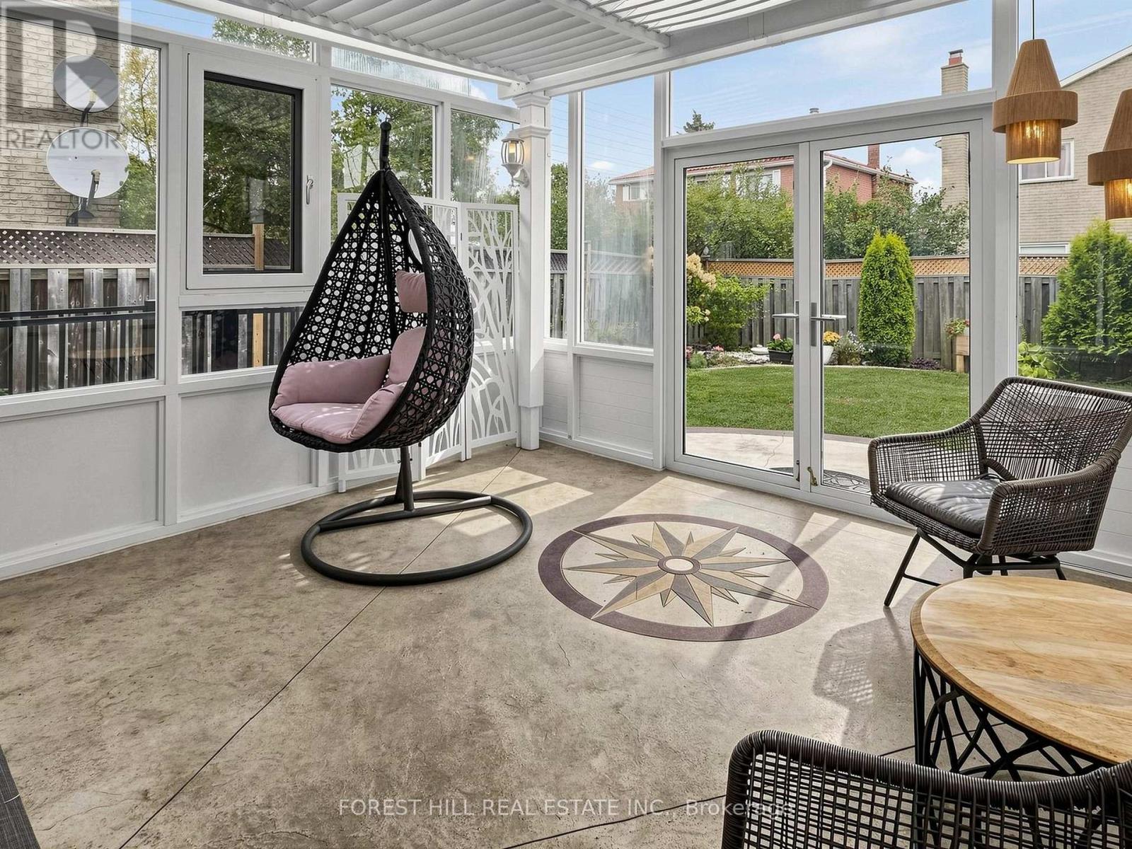 1631 Meadowfield Crescent — photo 39