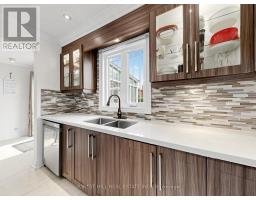 Kitchen - 1631 Meadowfield Crescent, Mississauga, ON L5M4T5 Photo 10