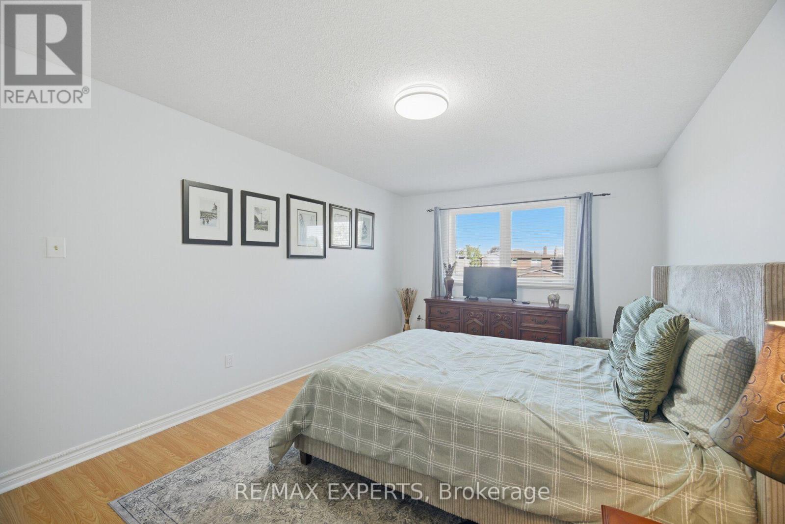 98 DE ROSE AVENUE - 29