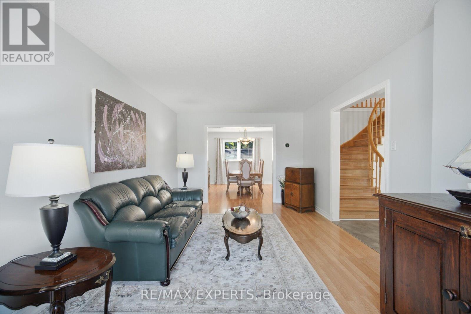 98 DE ROSE AVENUE - 9