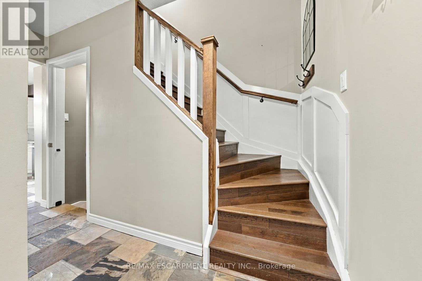 19 Hillsdale Court, Hamilton, ON photo 19