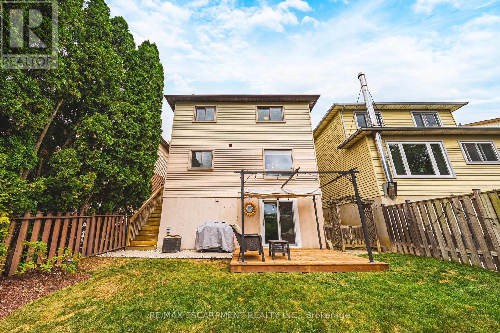 19 Hillsdale Court, Hamilton, ON photo 33