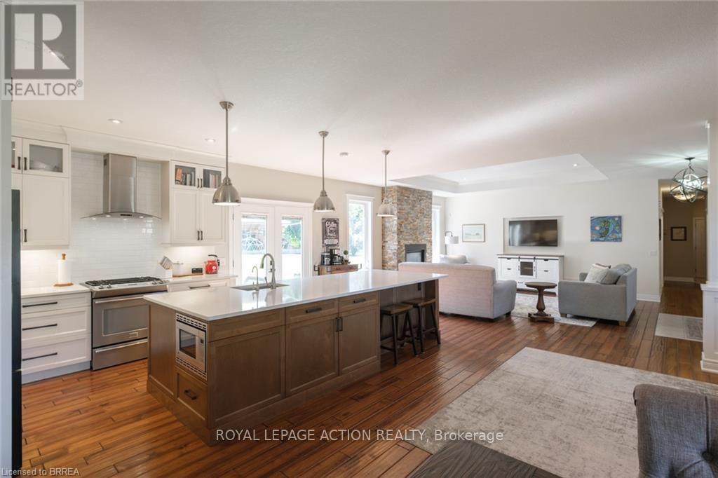 24 Wingrove Wood, Brantford, ON photo 12