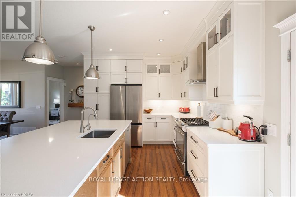 24 Wingrove Wood, Brantford, ON photo 14