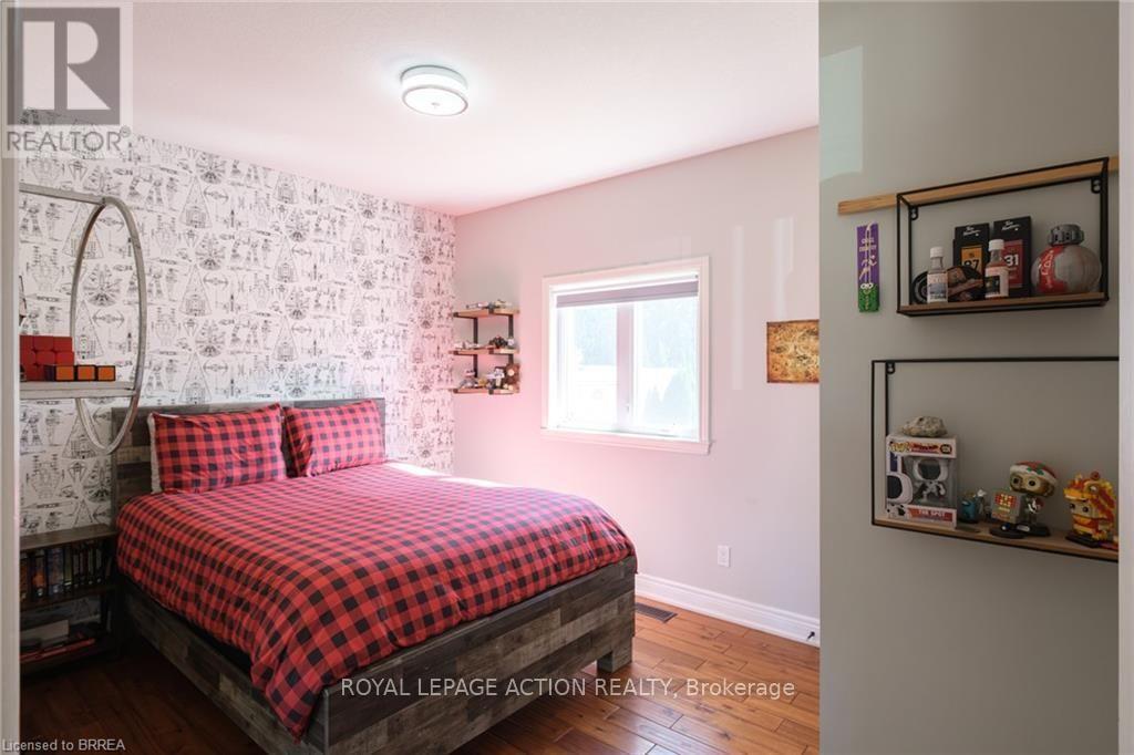 24 Wingrove Wood, Brantford, ON photo 17