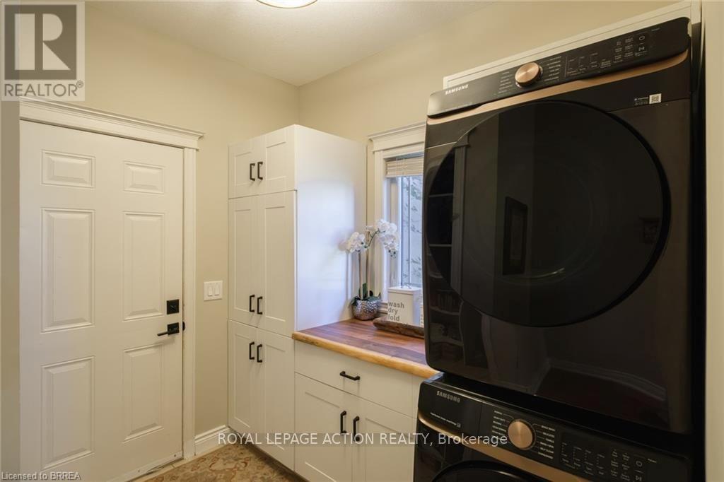 24 Wingrove Wood, Brantford, ON photo 21