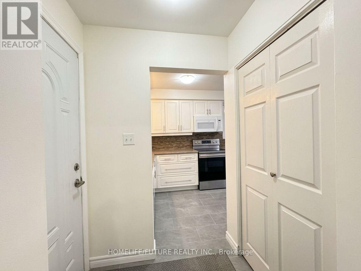 272 KINZIE AVENUE, Kitchener — photo 3