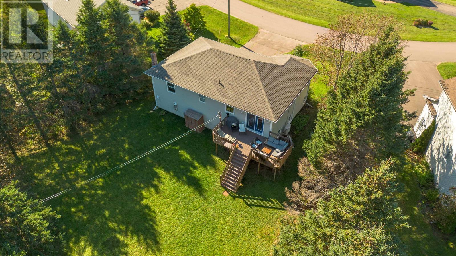124 GREENSVIEW Drive - 4