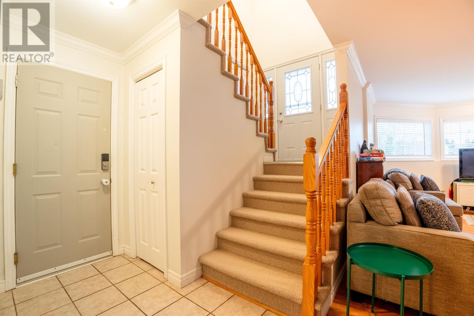 124 GREENSVIEW Drive - 46