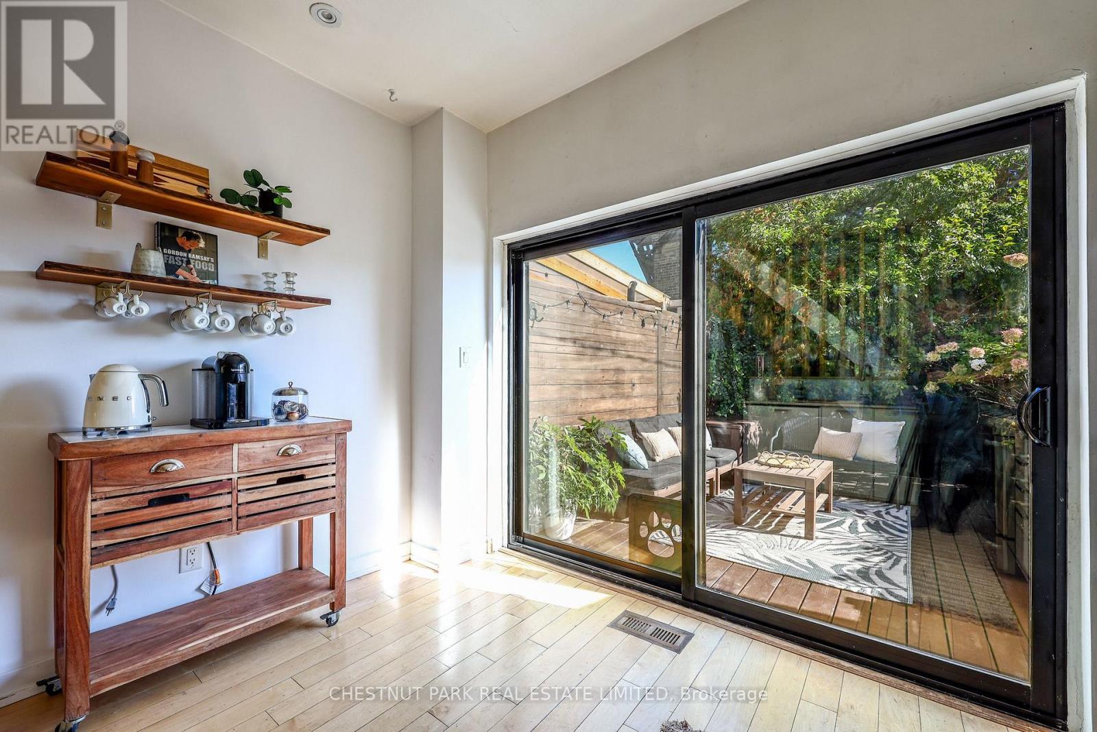 517 CRAWFORD STREET - 16