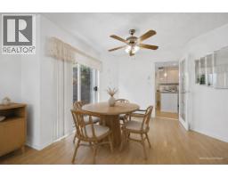 411 1215 Lansdowne Drive, Coquitlam, BC V3E2P2 Photo 9