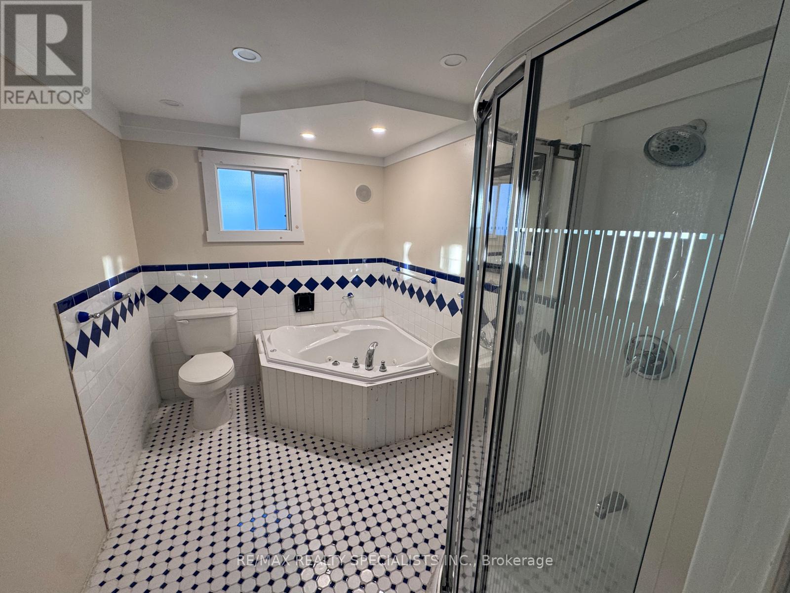 52 Abelard Avenue — photo 11