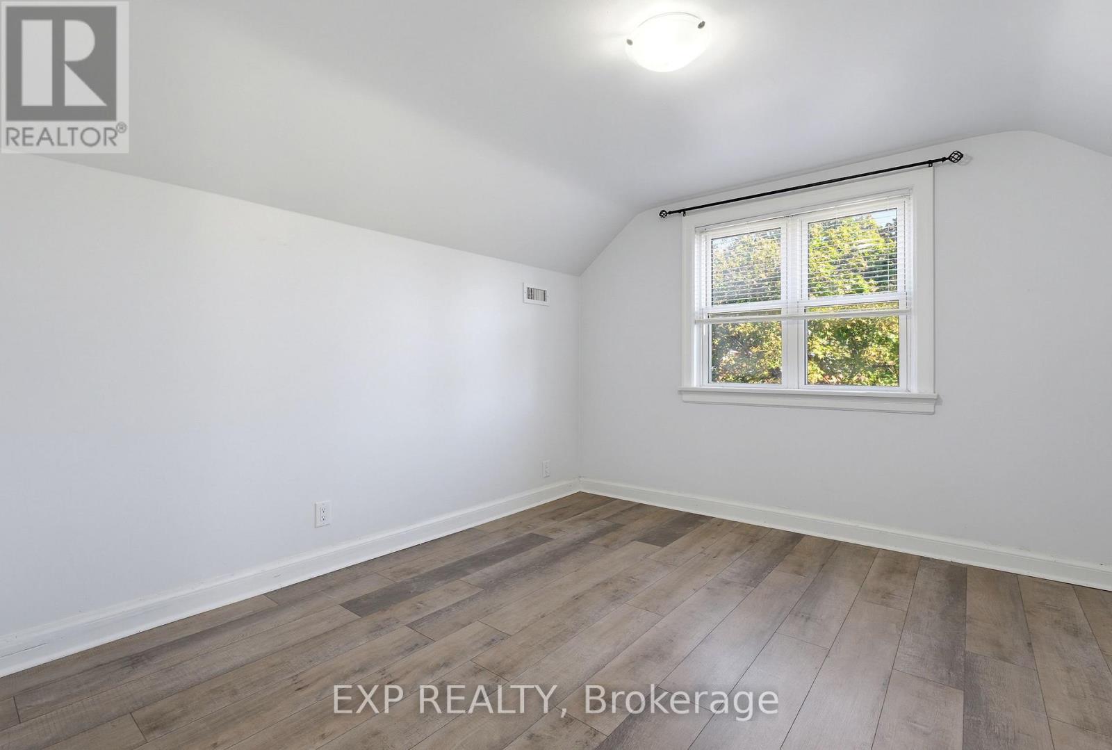 78 Terrace Hill Street, Brantford, ON photo 30