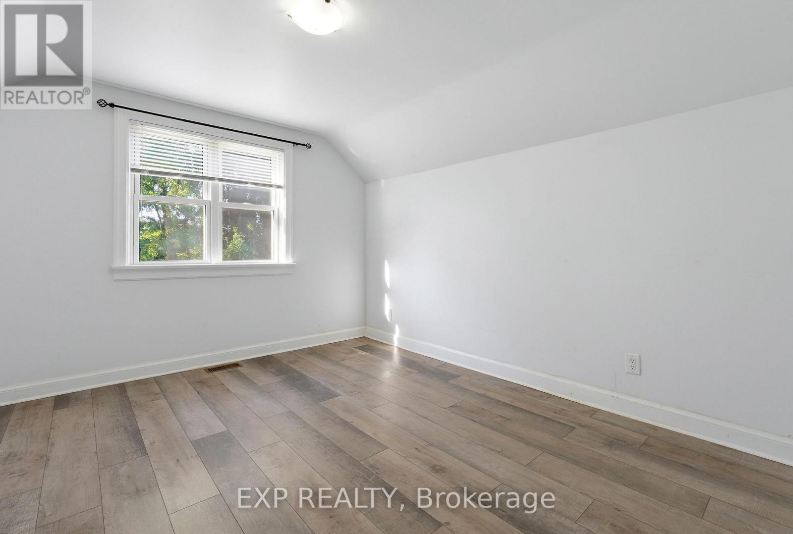 78 Terrace Hill Street, Brantford, ON photo 31