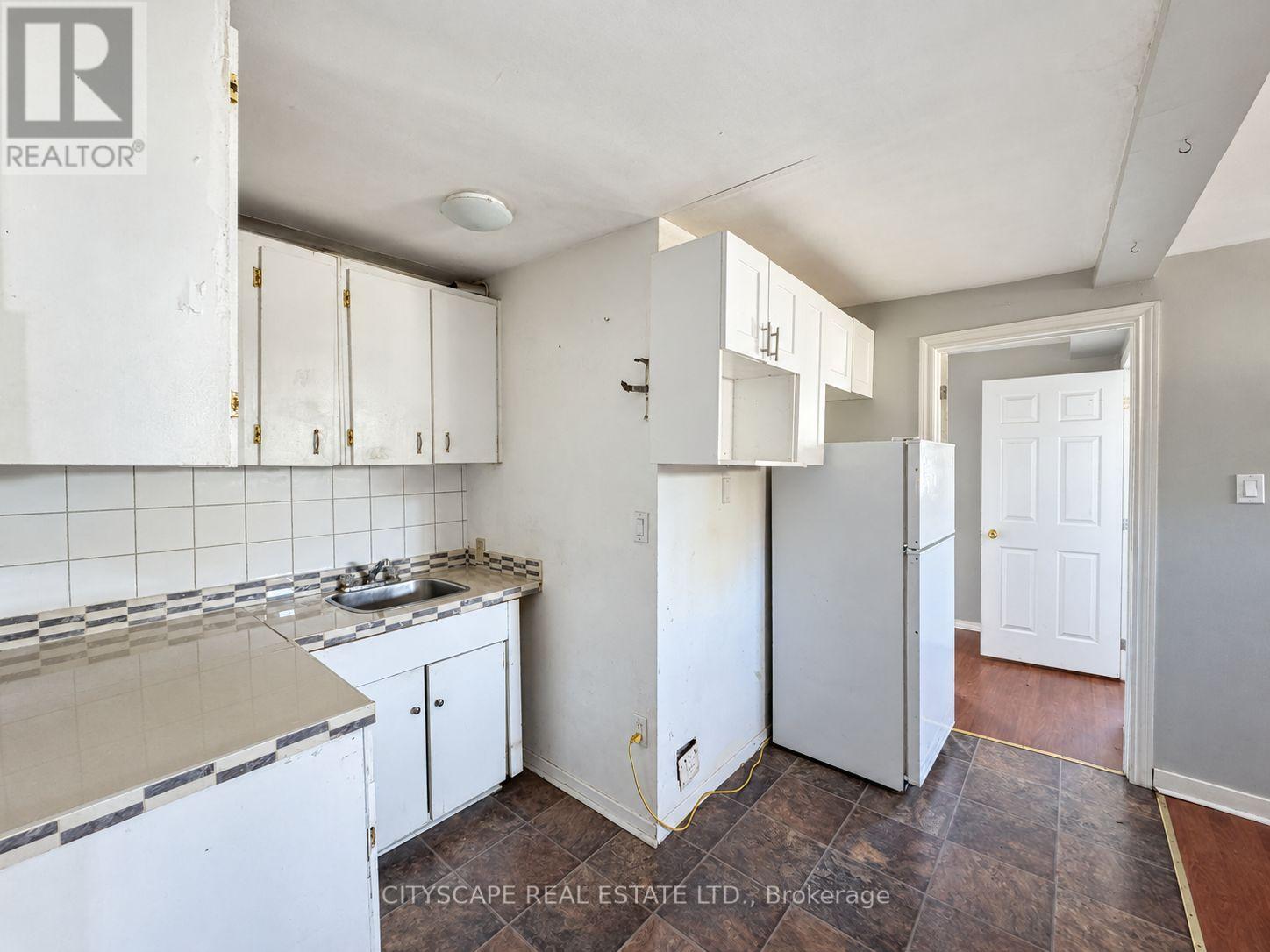 198 Tragina Avenue North, Hamilton, ON photo 14