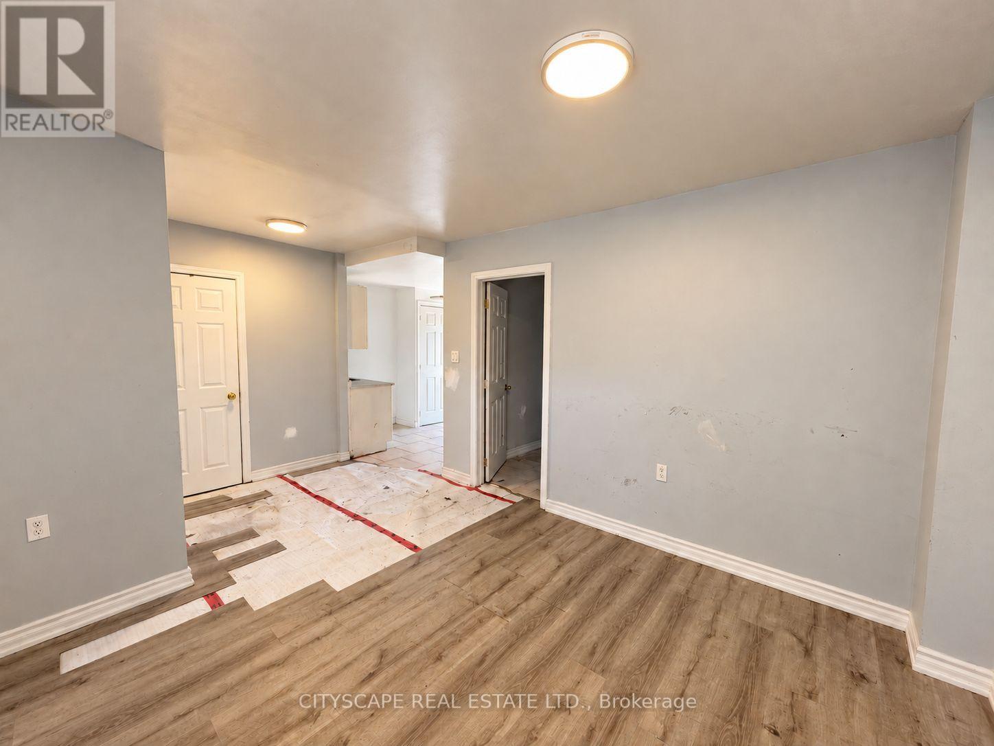 198 Tragina Avenue North, Hamilton, ON photo 28