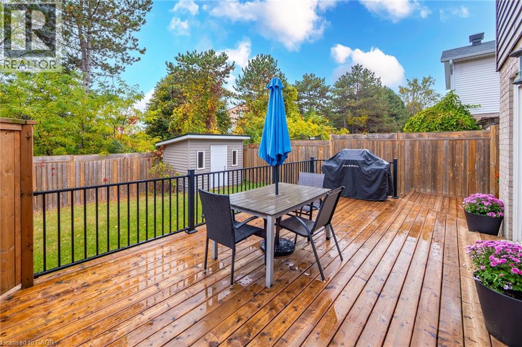 2 Cindy Avenue — photo 37
